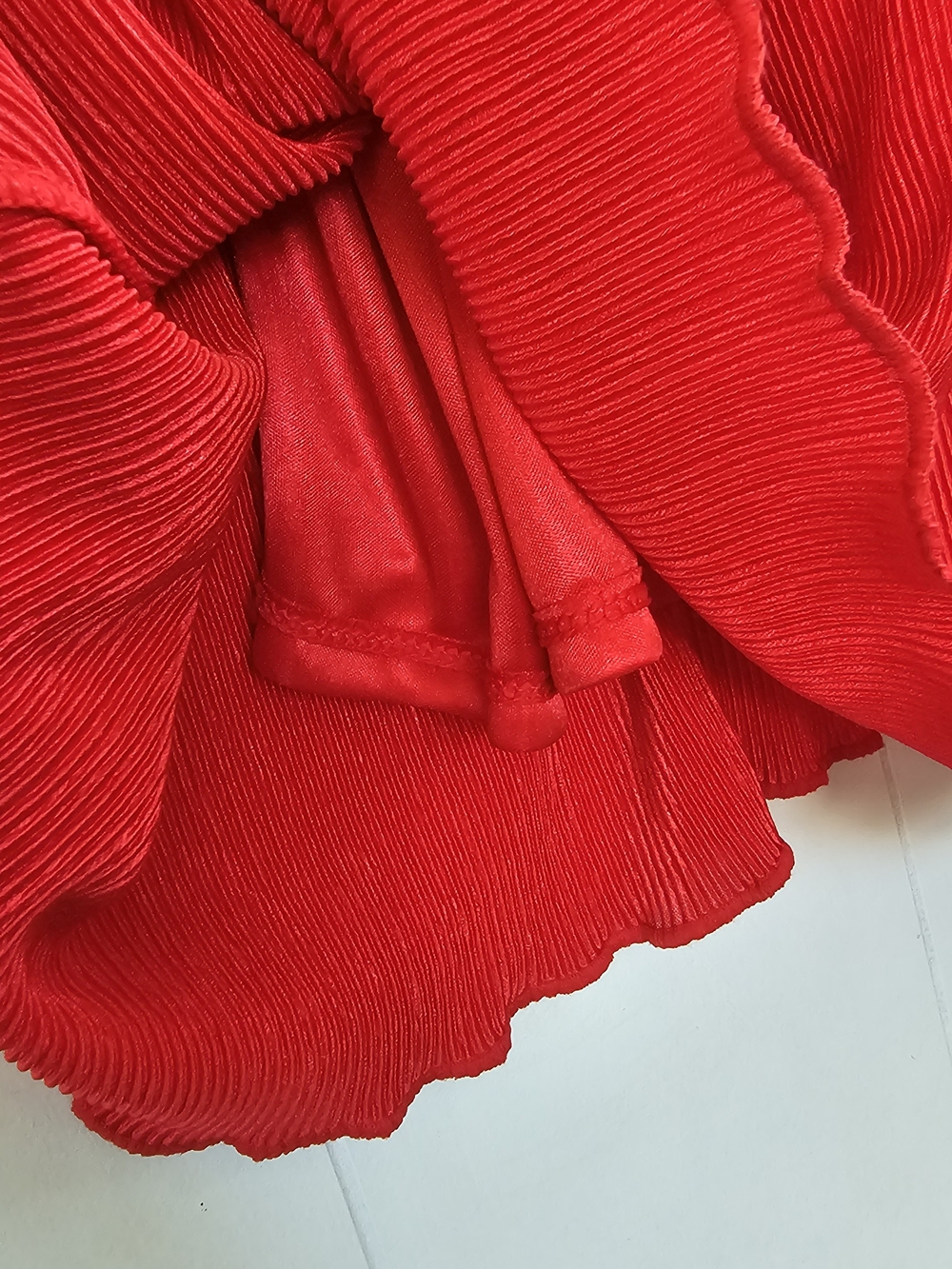 Red High Neck Accordian Mini Dress, 7/9 - Picture 6 of 8